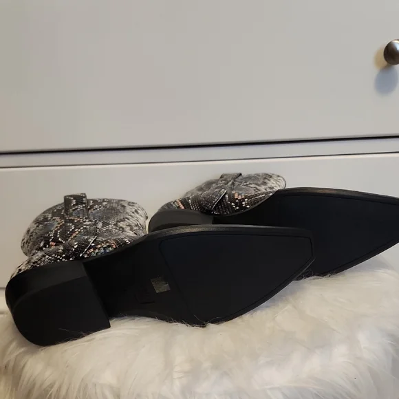 Women's Snakeskin Western Boots NWOT - Picture 3 of 7